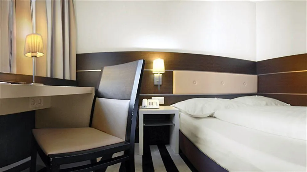 Bristol Hotel - Frankfurt City - Central Station Frankfurt am Main