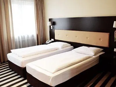 Bristol Hotel - Frankfurt City - Central Station Frankfurt am Main 4*,