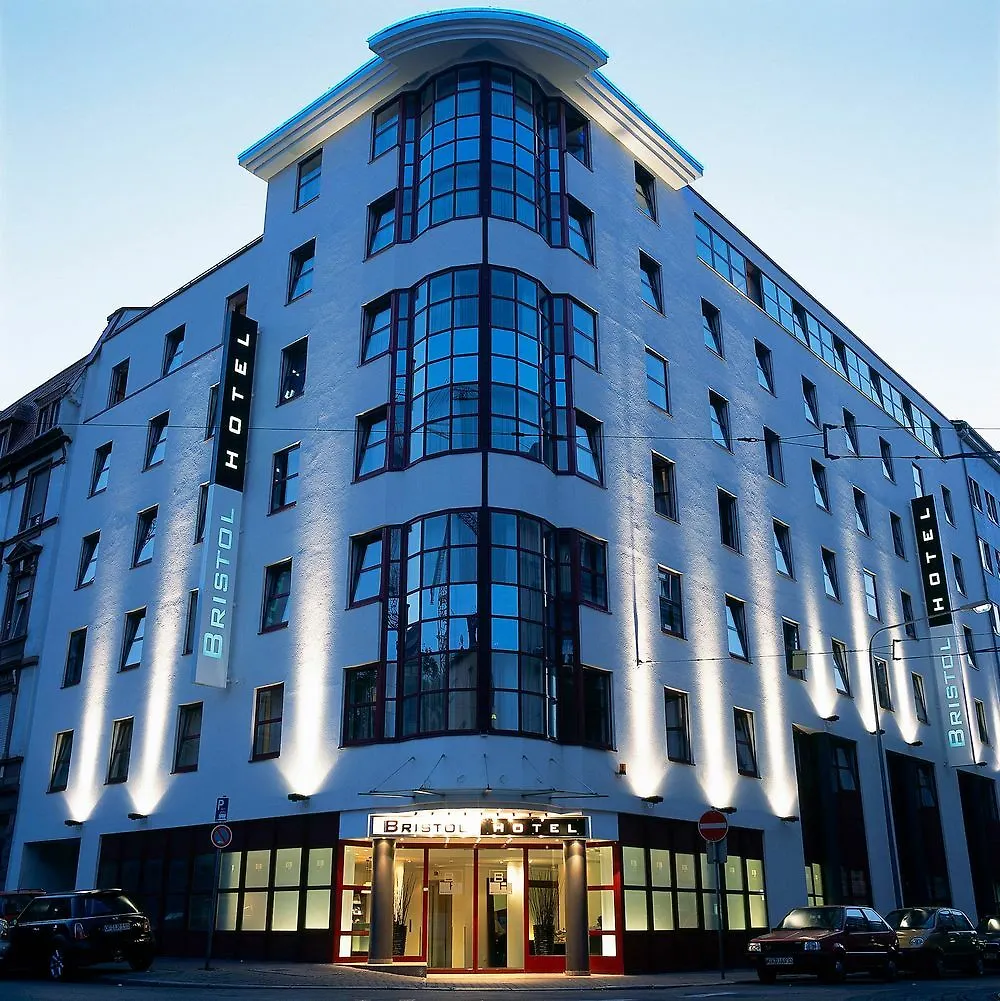 Bristol Hotel - Frankfurt City - Central Station Francoforte sul Meno